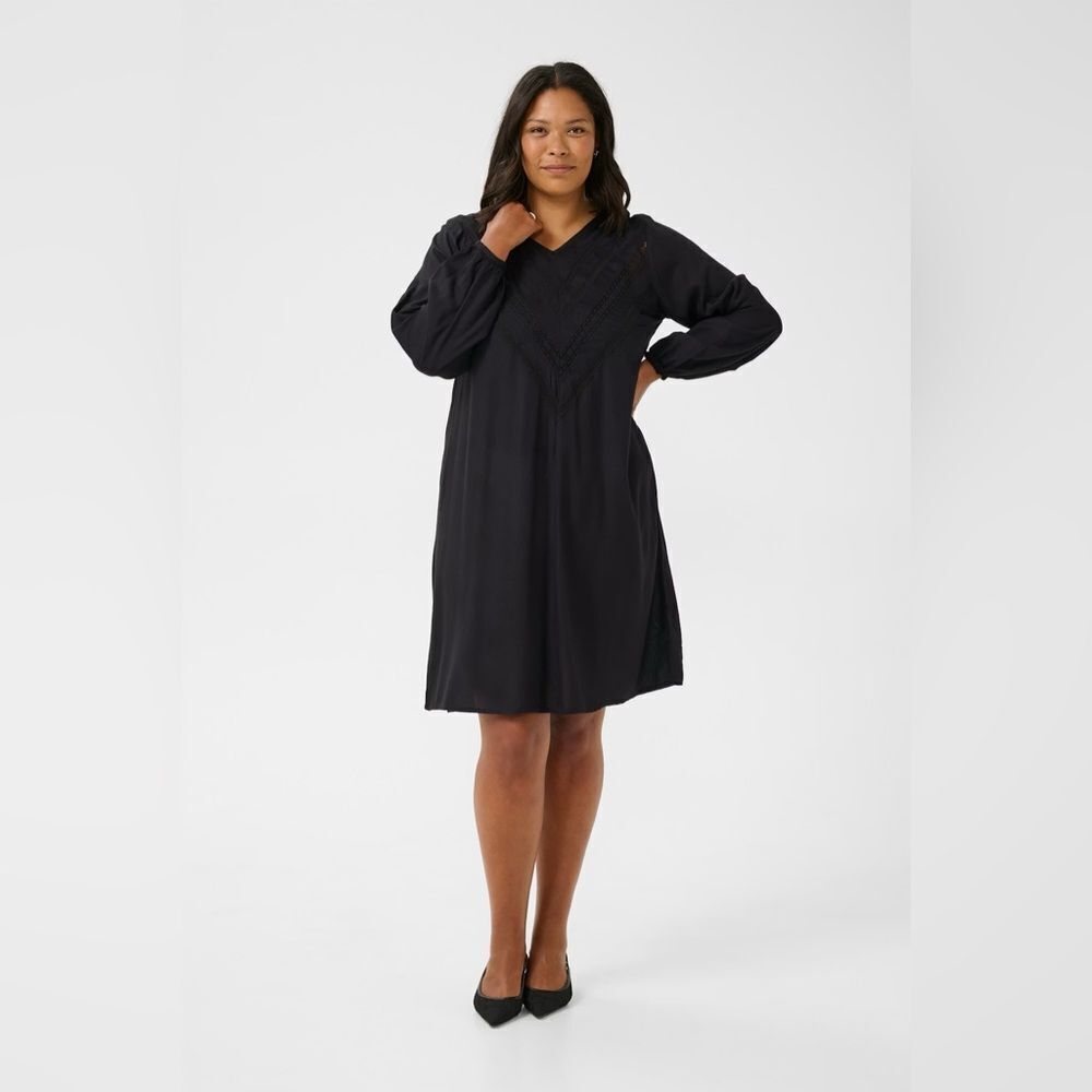 Lane Bryant Black V-Neck Sweater Dress